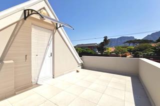 2 Bedroom Property for Sale in Rondebosch Western Cape